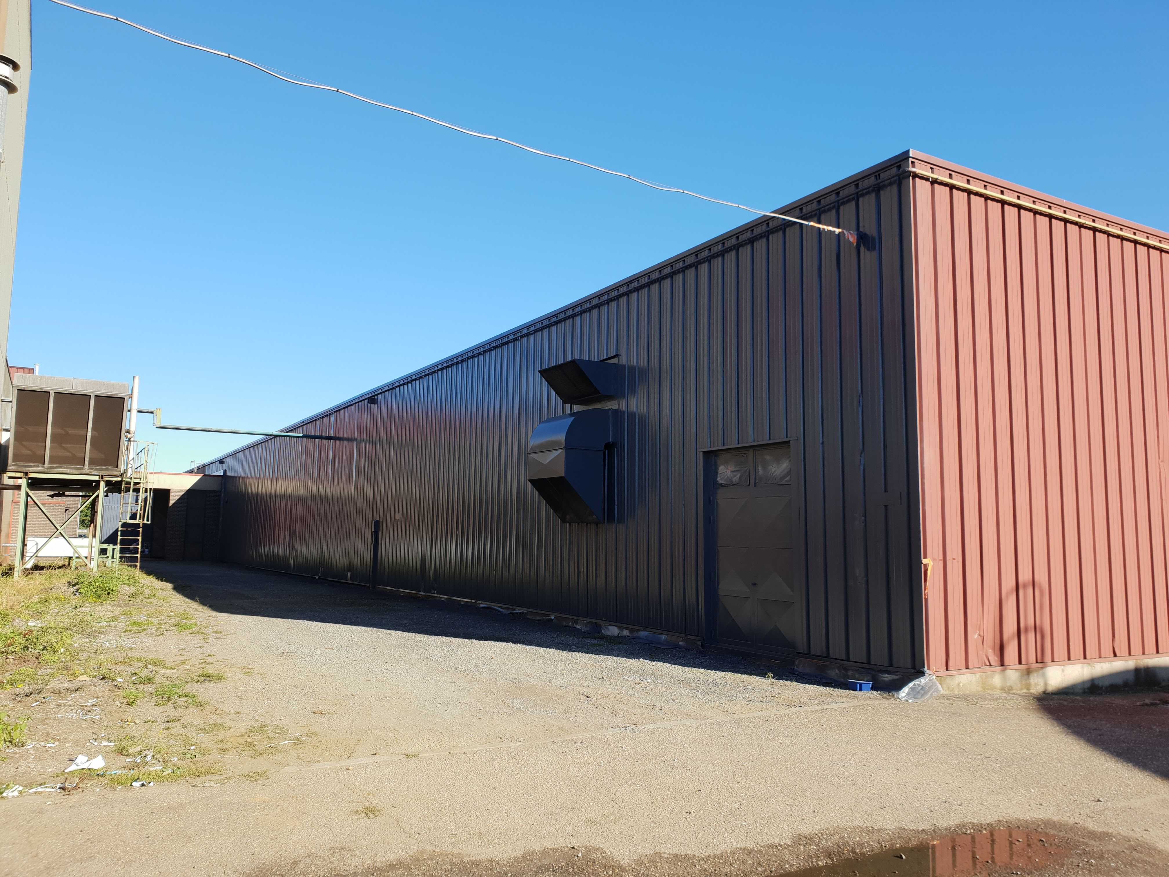 Renovation of metal cladding with anti-corrosion protection and new coating
